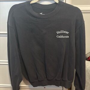 Hollister Women's Black Sweater